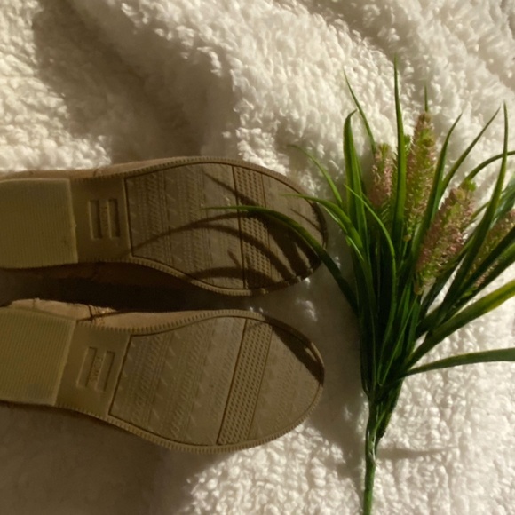 Never worn Tom boots - Picture 3 of 3